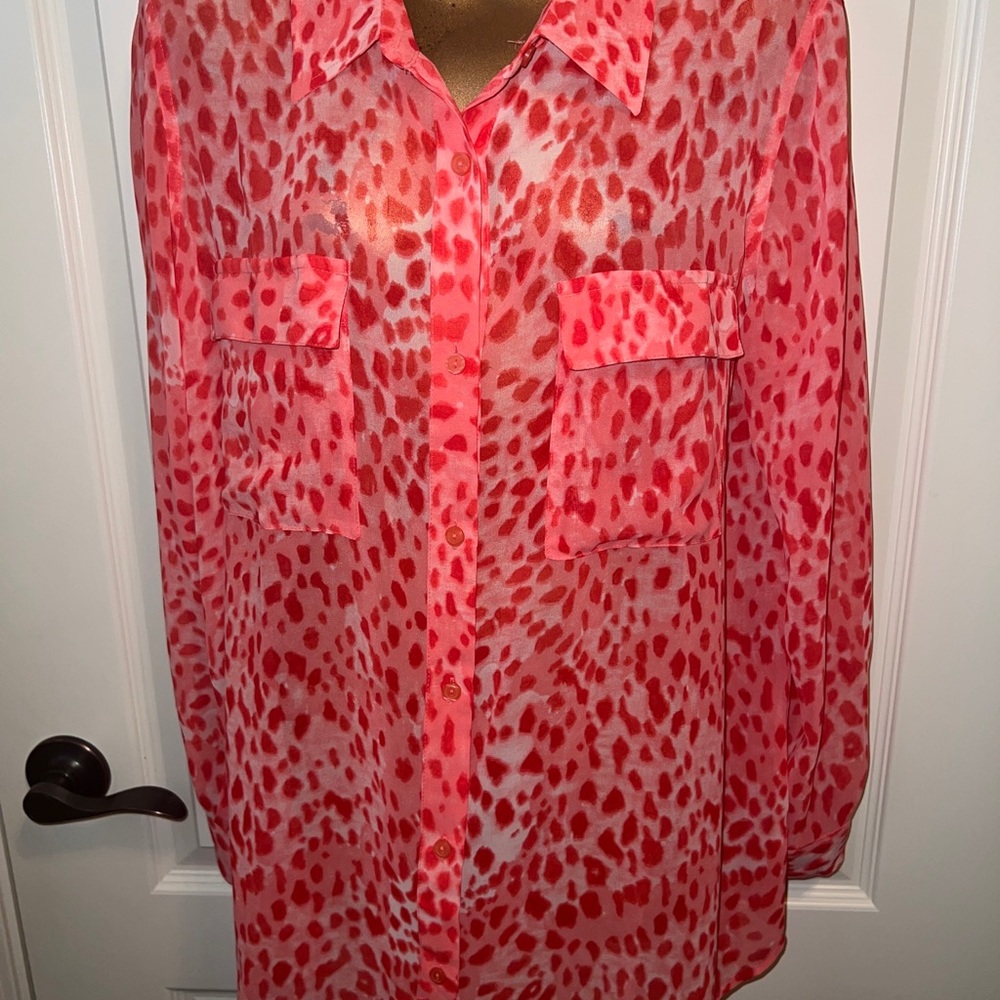 A.N.A. Womens Shirt size L Pink red leopard Long Sleeve Pockets Lightweight
